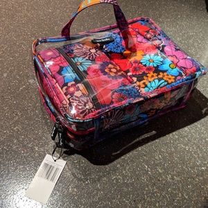 Brand new 4 piece cosmetic organizer